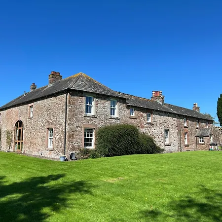 Kirk House Longtown, Ideal For Groups Or Families Holidaying Together Ferienhaus *
